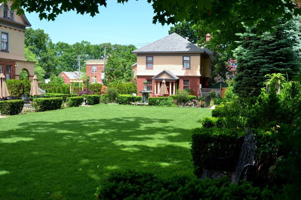 Union Gables (Adults Only) Hotel Saratoga Springs Exterior photo